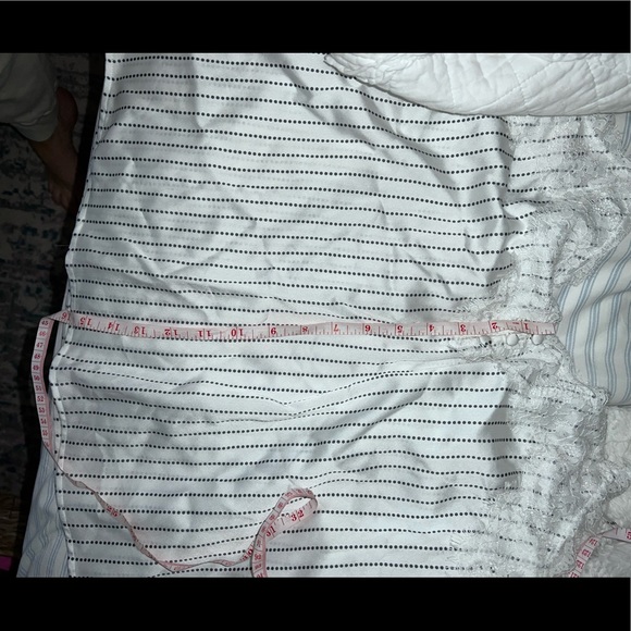 Abercrombie lace trimmed slate pinstripe cami - Picture 5 of 7